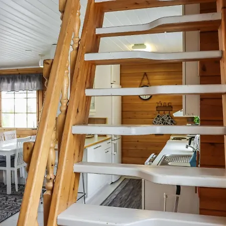 度假居 Iso Kiiruna By Interhome *